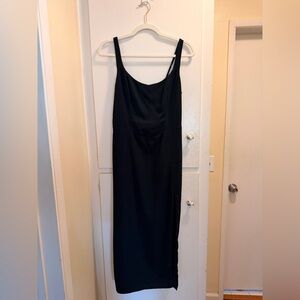 Abercrombie & Fitch Black Smocked Midi Dress | Size M